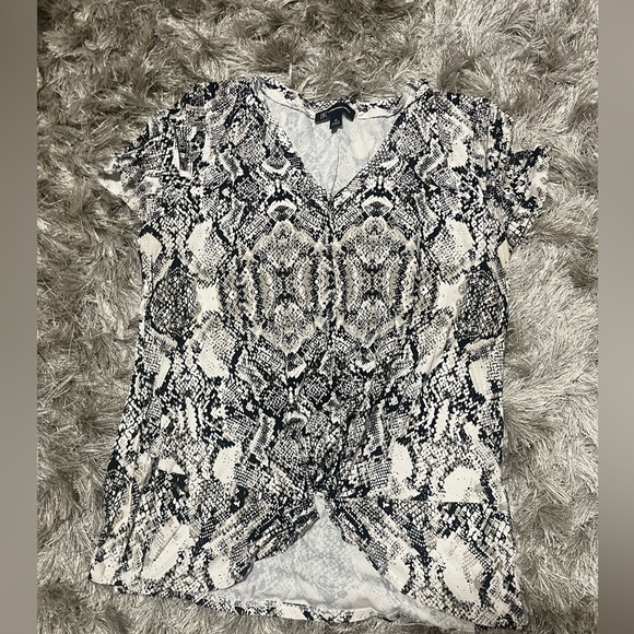 Patterned work top - Picture 3 of 3